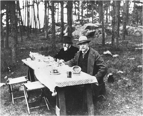 President Chester A. Arthur takes a break from his duties at the White House to enjoy a rustic picnic with a companion. BETTMANN/CORBIS